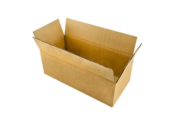 波纹纸盒一种由波纹纸板制成的开口的 长方形纸盒 在白色的背景上与剪开的路径隔离 — 图库照片