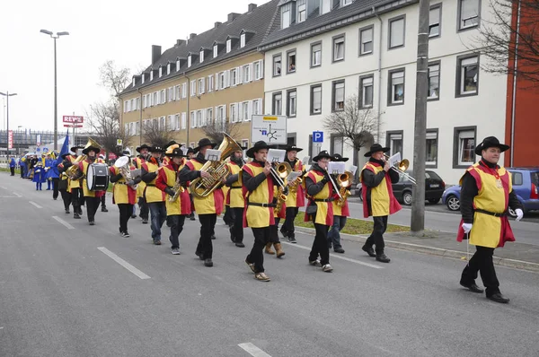 Neuwied Allemagne 11 Fevrier 13 Carnaval Allemand Annuel Rosenmontag Francais Rose Monday A Lieu Le Lundi Neuwied Allemagne 11 Fevrier 13 Carnaval Allemand Annuel Rosenmontag Francais Rose Monday A Lieu Le Lundi