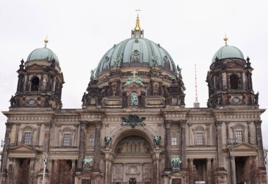 Berliner Dom - Almanya en büyük Protestan Kilisesi