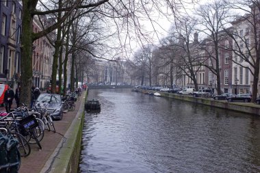  Vatandaşlar kanal yürüyüş ve araç taşıma