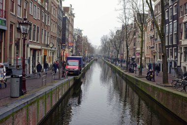  Vatandaşlar kanal yürüyüş ve araç taşıma