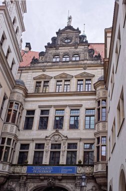   şehrin eski binalar