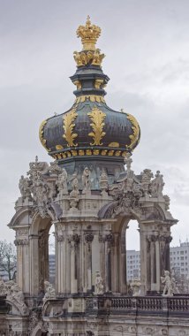  Zwinger palace ve park dört bina kompleksi 