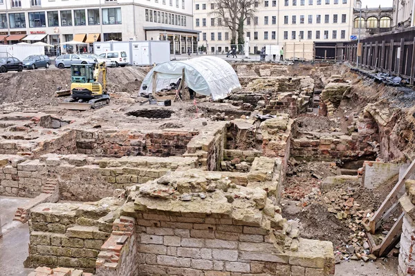 Reconstruction of old houses — Stock Photo, Image