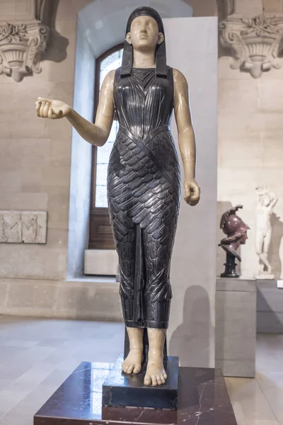 Paříž, Francie - možná 03,2017: sochařství. Louvre — Stock fotografie