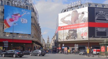  La Fayette Alışveriş Merkezi, Boulevard Haussmann.O görünümünden