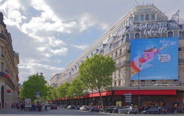  La Fayette Alışveriş Merkezi, Boulevard Haussmann.O görünümünden