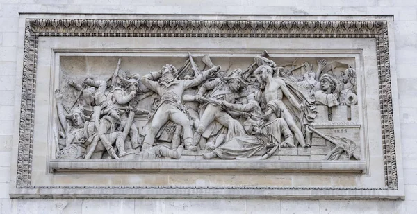 Triumphal arch on the Champs Elysees.Bas-relief, symbolizing its — Stock Photo, Image