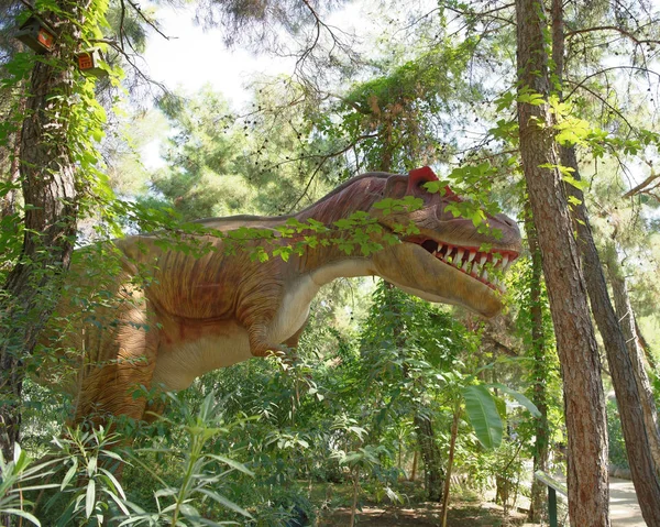 Tyrannosaurus rex Geç Kretase /150-65 milyon yıl önce. İçinde — Stok fotoğraf