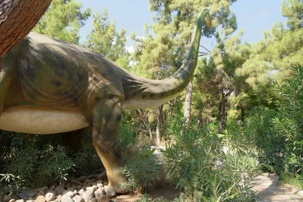 Pod koniec Brachiosaurus jurze /156-145 mln lat temu. — Zdjęcie stockowe