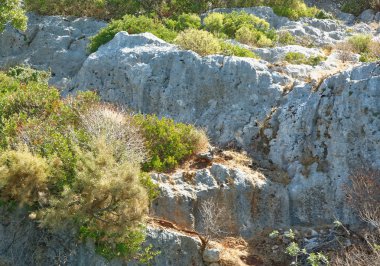 Kekova kalıntıları korur bu suyun altında bir adadır 
