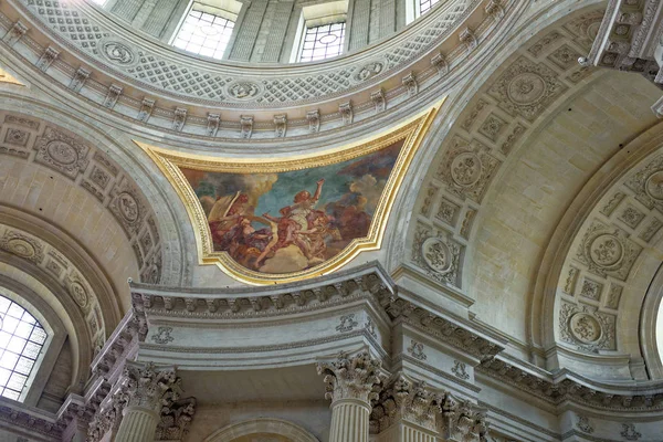 Pintura interna da Catedral de São Luís dos Inválidos — Fotografia de Stock