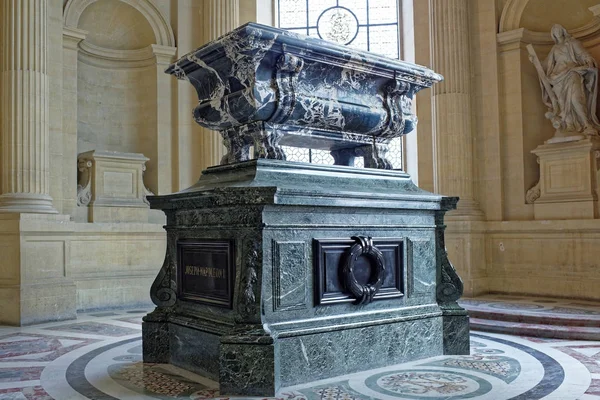 The sarcophagus of Joseph Bonaparte in the Cathedral of St. Loui — Stock Photo, Image