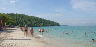  Sai Kaew Beach Sattahip askeri Beach.People güneşlenmek- ve swi