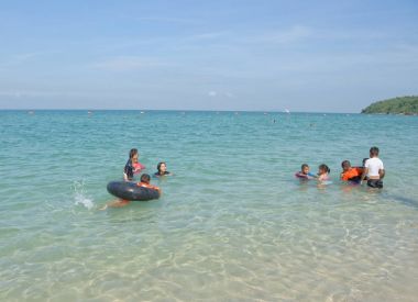  Sai Kaew Beach Sattahip-askeri Beach. Wa içinde çocuk oyun