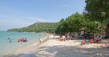  Sai Kaew Beach Sattahip-askeri Beach.People güneşlenmek ve yüzmek