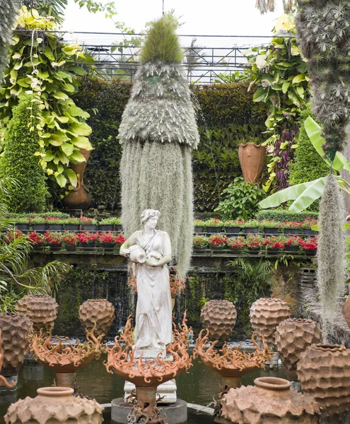 Cerámica en el parque de Madame Nong Nooch — Foto de Stock