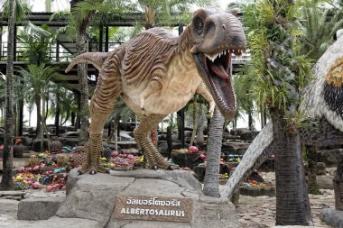 Albertosaurus içinde park ve Madame Nong Nooch