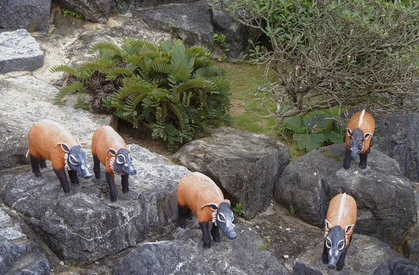 Hayvanlar Nong Nooch park heykelleri — Stok fotoğraf
