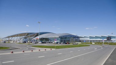   Havaalanı Platov, FIFA Dünya Kupası 2018 için inşa. Yolcular bir