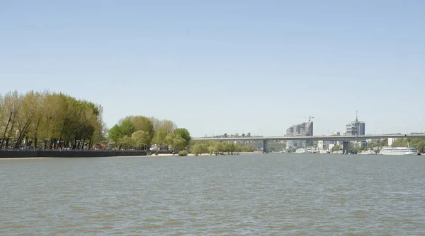 Парку на березі річки Дон, побудований для 2018 ФІФА приставні — стокове фото