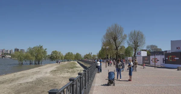 Парку на березі річки Дон, побудований для 2018 ФІФА приставні — стокове фото