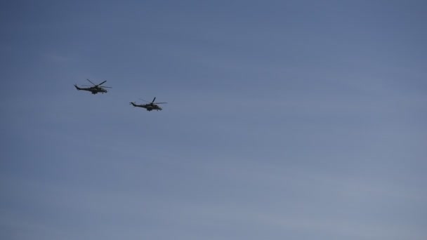 Rostov Don Rusia Mayo 2018 Helicópteros Militares Volando Desfile Honor — Vídeo de stock