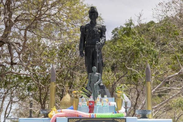 Monumento al general en la isla de Koh Kham. Tailandia — Foto de Stock
