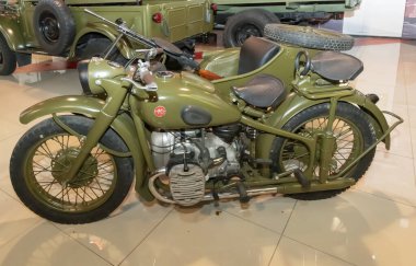   M-72 Sovyet ağır motosikleti. Büyük seriler halinde üretildi.