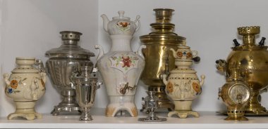  Samaryalar - sıcak su, çay yapmak için, bakır kap, p ile.