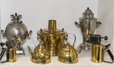  Samaryalar - sıcak su, çay yapmak için, bakır kap, p ile.