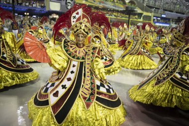 Rio de Janeiro, Brasil- 29 Şubat 2020 Samba Geçit Töreni, Sambodromo. Yağmur yağıyor.