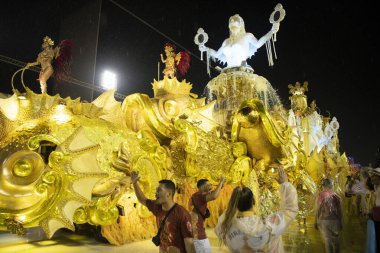 Rio de Janeiro, Brasil-  February 29, 2020: Samba Parade at the 2020 Carnival, Champions Parade, Sambodromo. It's raining