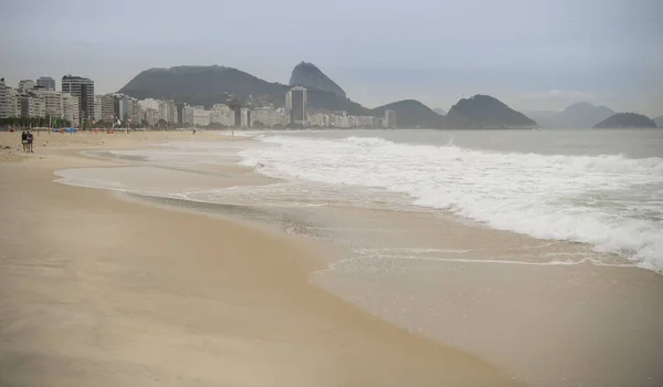 Oceano Surf Sulla Spiaggia Copacabana Rio Janeiro Febbraio 2020 — Foto Stock