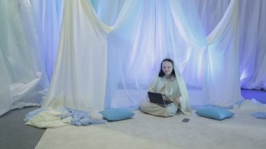 A young Jewish woman before the wedding communicates on social networks and accepts congratulations