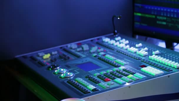 Professional stage lighting mixing console — Stock Video