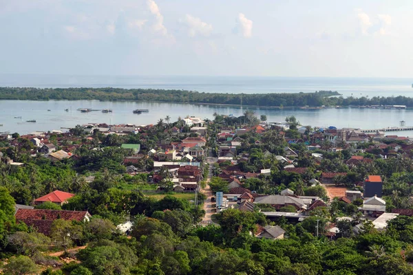 Java adasının Kuzey Karimun Jawa görünümünde. Bu bir se olabilir
