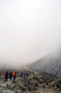 Mount Papandayan hiking. Bu gibi bir çok yüksek dağ değil miyim