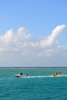 Tidung Island, bin Isla zincirinin bir parçası etrafında görünümü
