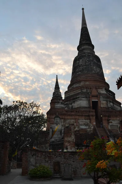 Πιο κοντά στο Ayutthaya ιστορικό πάρκο. Ένα ΟΥΝΕΣΚΟ παγκόσμιας κληρονομιάς fil — Φωτογραφία Αρχείου