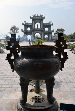 Dua ve tütsü, Bayan Buda, Danang, Vietnam.