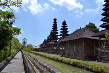 ('Pura Taman Ayun' olarak adlandırılır) Hindu tapınakları Bali, Indone çevresinde