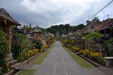 ('Pura' olarak adlandırılır) Hindu tapınakları Bali, Endonezya çevresinde