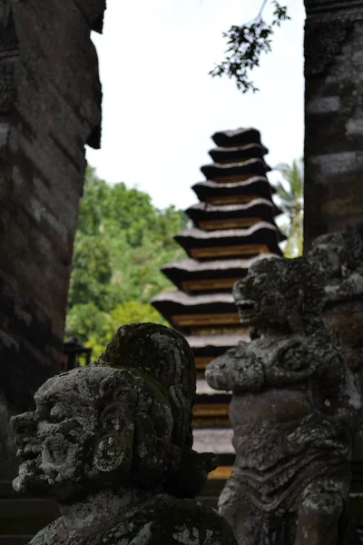 발리, 인도네시아 주변 힌두교 사원 ('퓨 라' 라고 함) — 스톡 사진