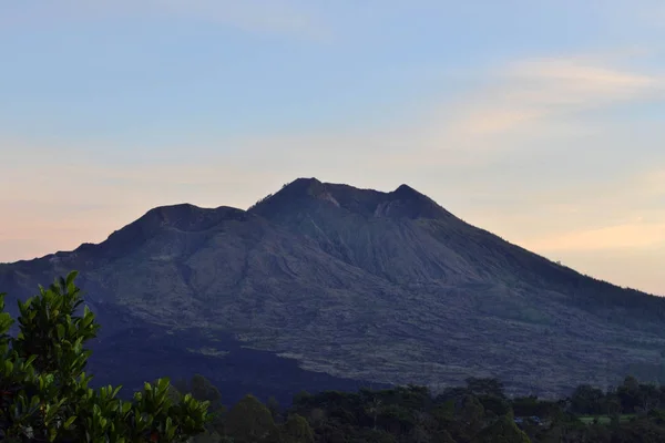 A nézet a Mount Batur Kintamani, Bali, Indonézia — Stock Fotó