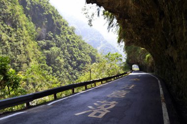 Muhteşem yolun Taroko Milli Parkı'nda