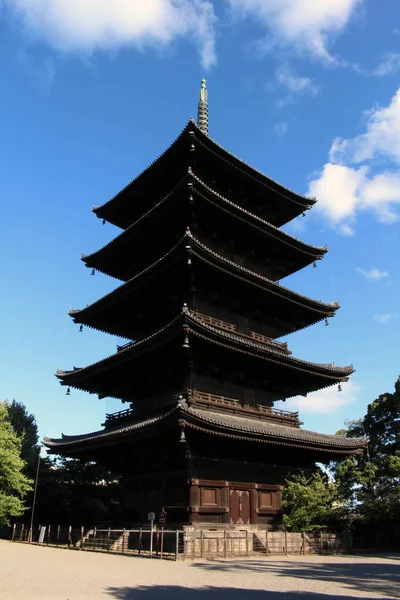 Dichter bij de Toji tempel in Kyoto — Stockfoto