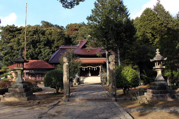 Translation: "The Shinto Shrine, Naganohachimangu" in Yamaguchi, — Stock Photo, Image