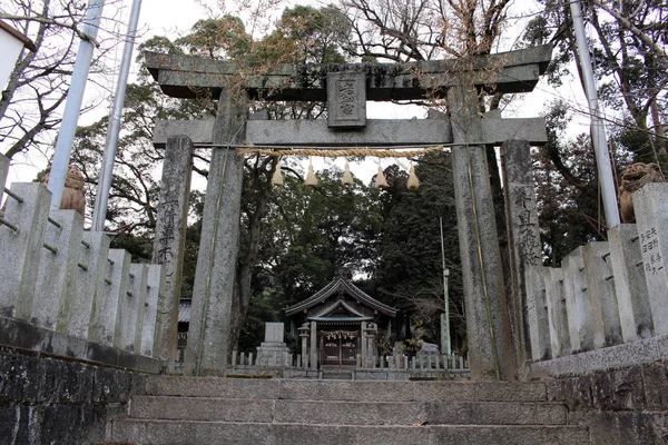 Перевод: "Onechi Shrine" в Иидзуке, Фукуока, Япония — стоковое фото