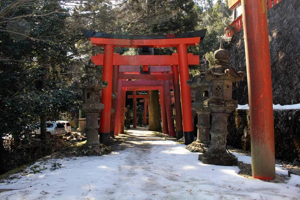 翻訳: 飯塚市 Fuk に山 Onechi で「Onechi 神社」周辺 — ストック写真